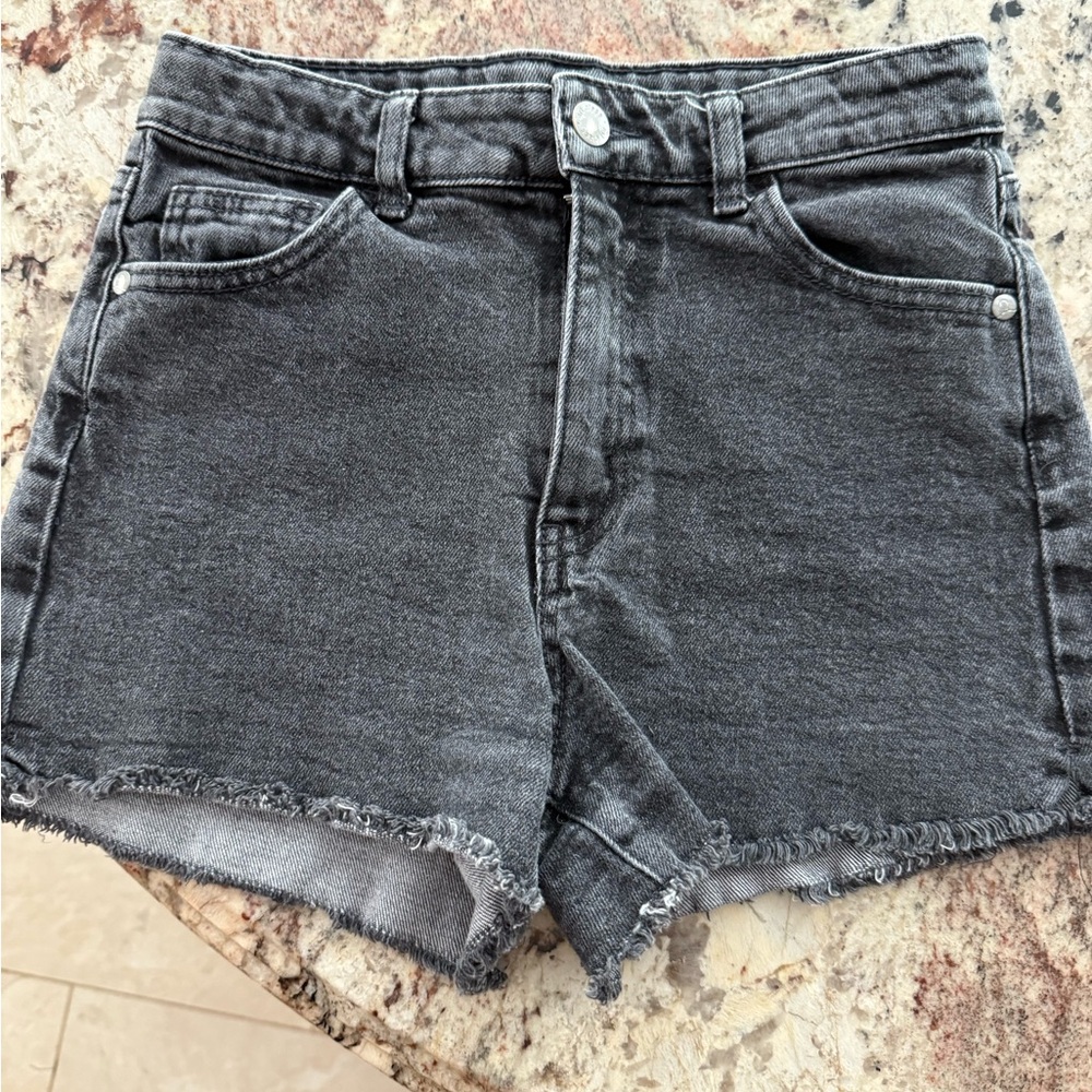 Art Class Gray Jean Shorts with Frayed Hem